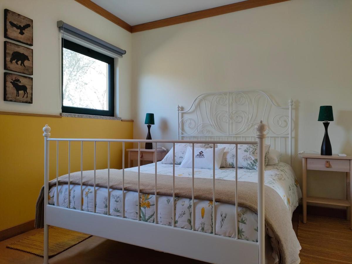 Casa Das Palmeiras-Pedagogic Farm Mangualde Esterno foto
